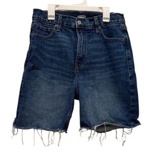 Old Navy Women's Blue Jean Shorts Size 8